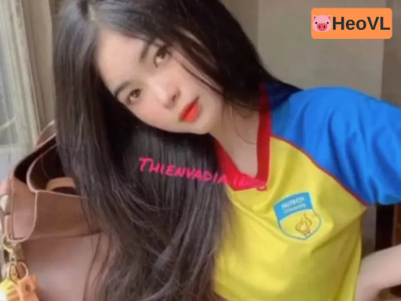 Clip chịch với học sinh nữ hutech mông bự