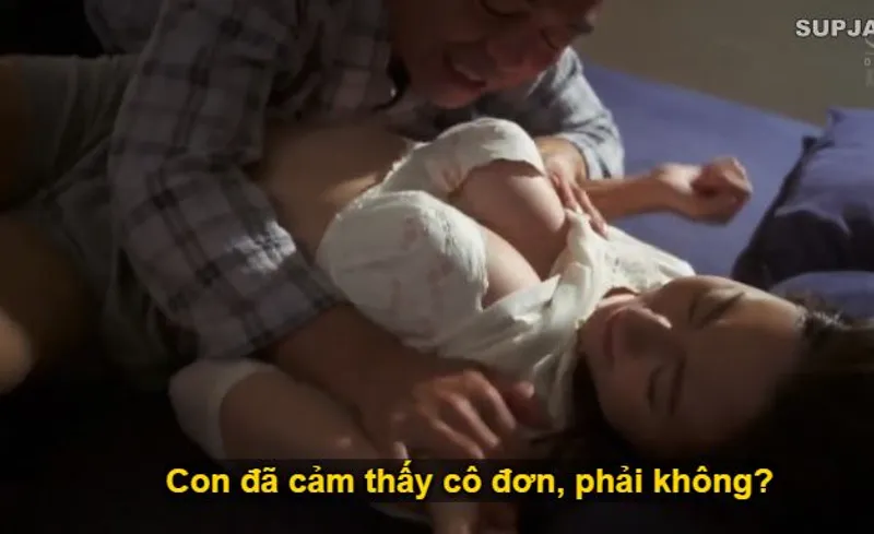 Nhìn con trai mải miết lao vào công việc khiến vợ sắp cưới cô đơn lẻ bóng, bố chồng nổi máu dại đè xxx con dâu.